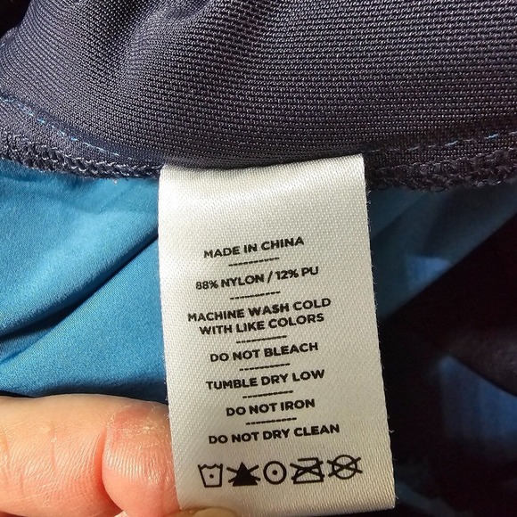 Rhone Men Unlined Performance Shorts Size Large Blue Gym Active Lightweight - Picture 6 of 13